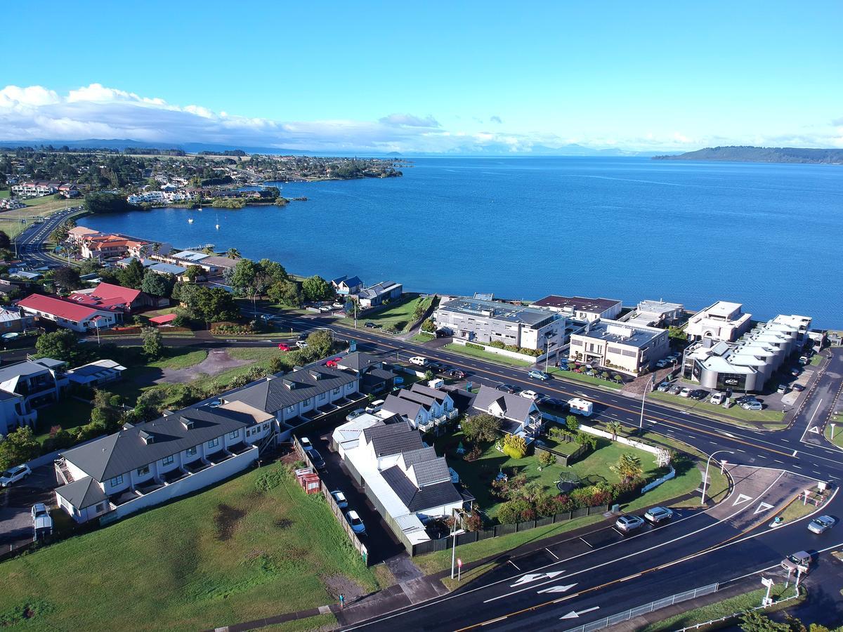 Phoenix Thermal Resort - Lago Taupo Esterno foto